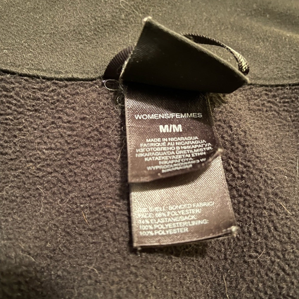 Womens Medium Northface Hard Shell Jacket - image 3